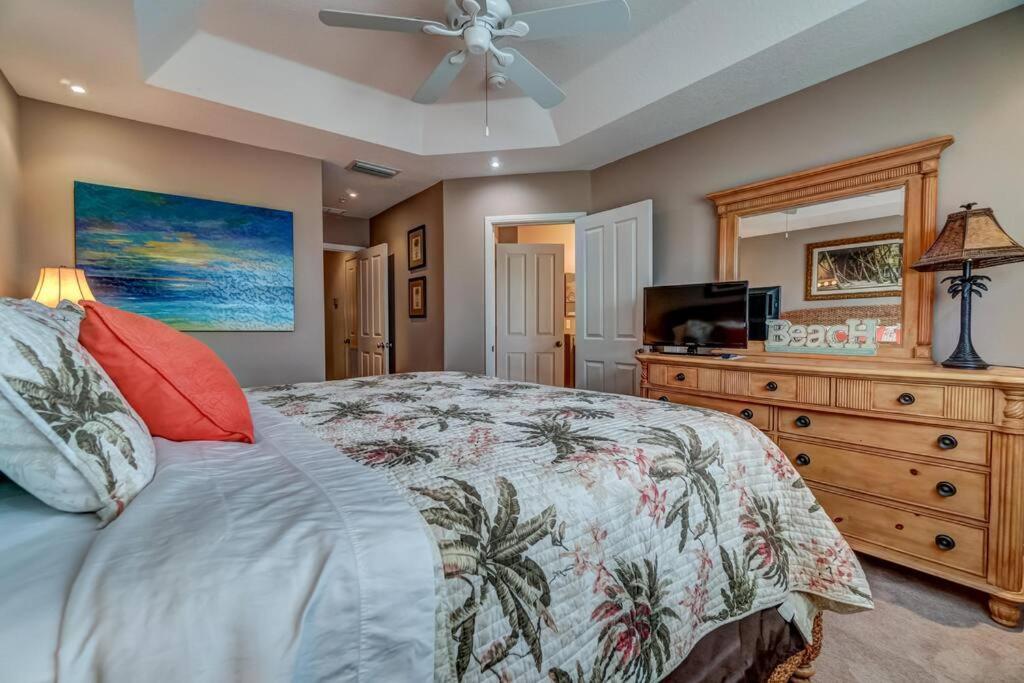 Bradenton Beach Resort Style Getaway-Walk To Beach Экстерьер фото